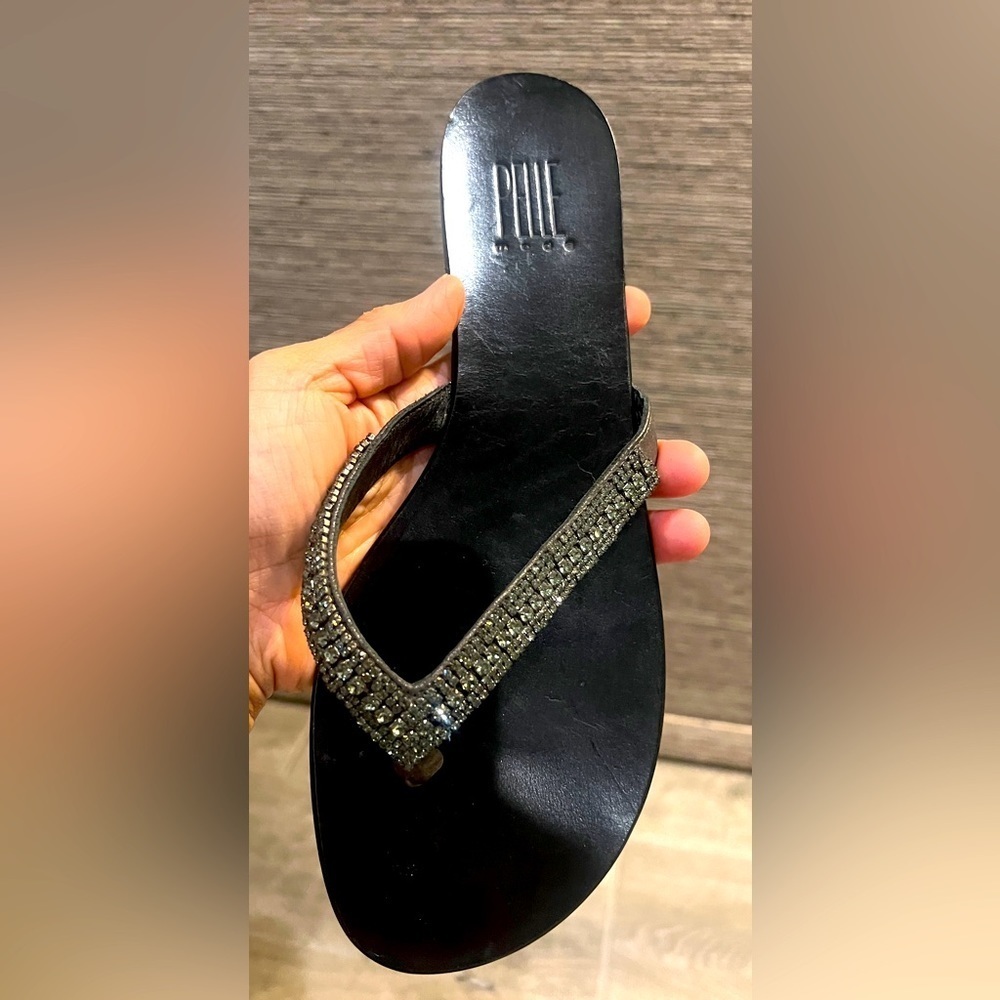 Pelle Moda leather sandals with metal accent, size 8 1/2 - Picture 8 of 16